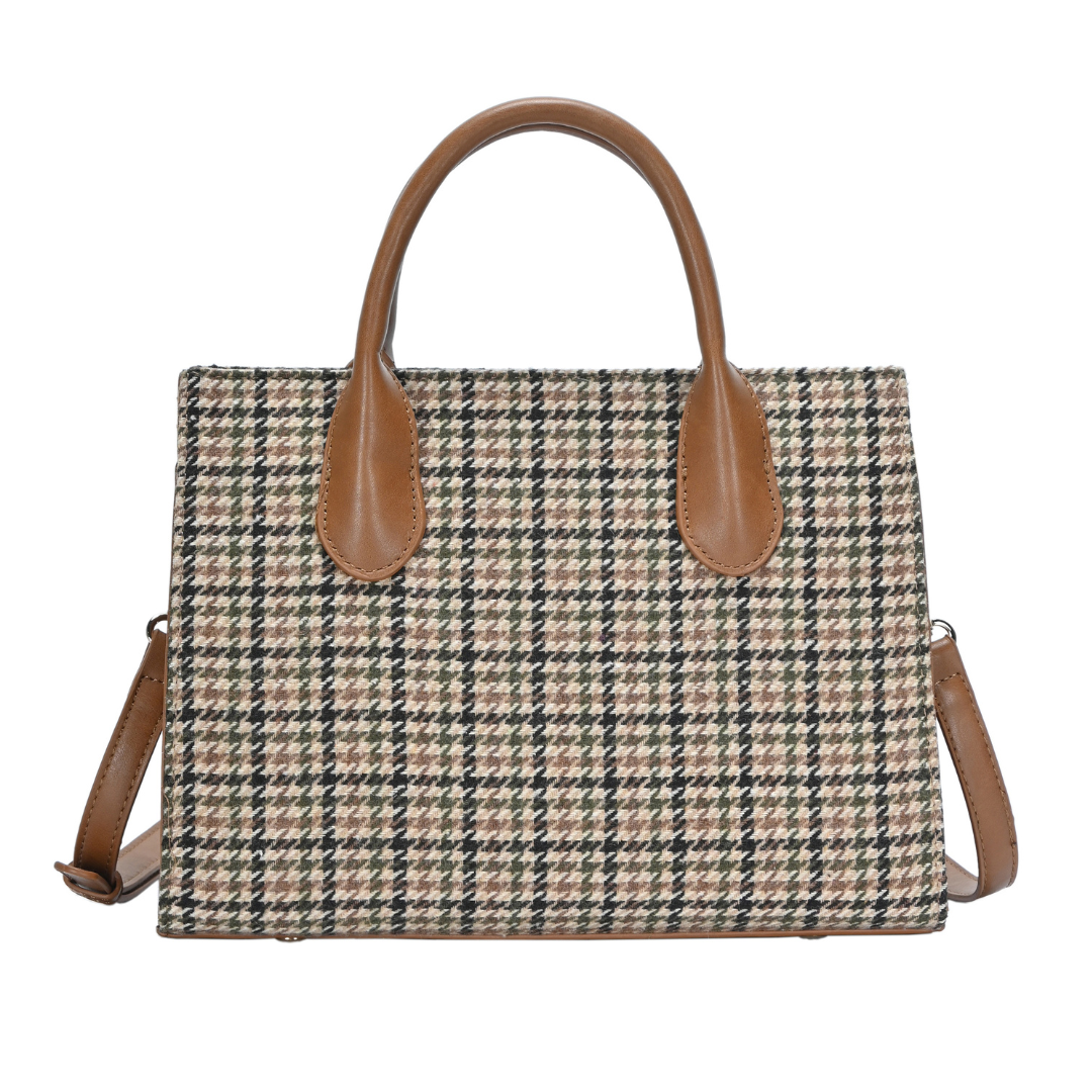 Houndstooth Tote in Camel